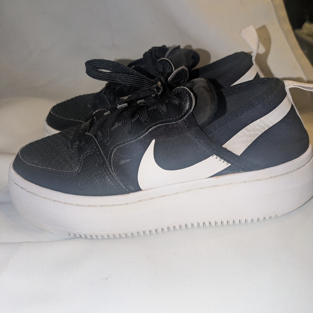 Nike Black and White Athletic Shoes